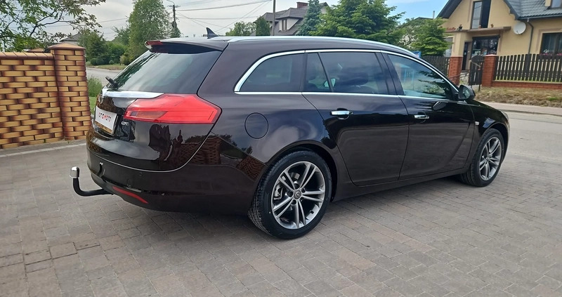 Opel Insignia cena 23900 przebieg: 212000, rok produkcji 2011 z Świeradów-Zdrój małe 232